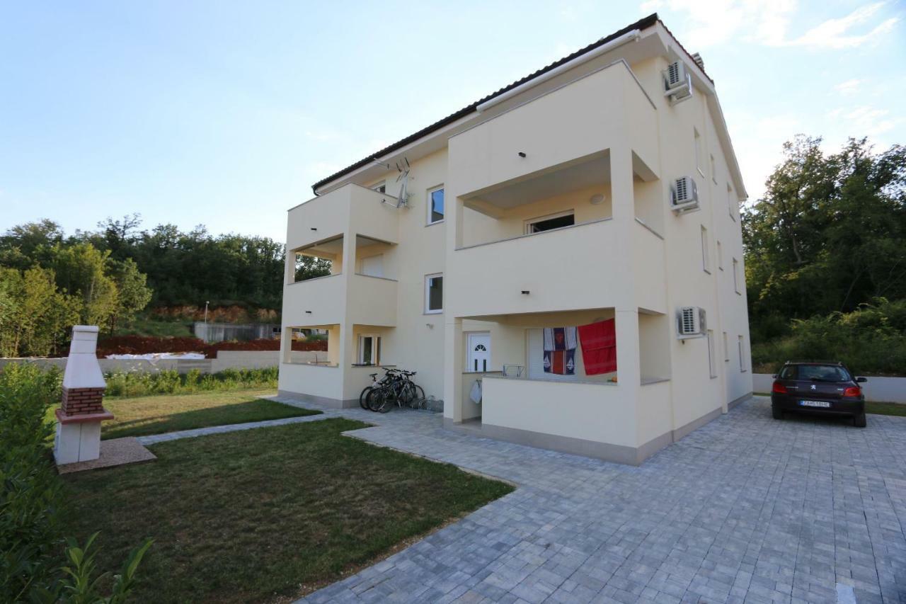 Apartment Samsa Mirica Čižići Exteriör bild